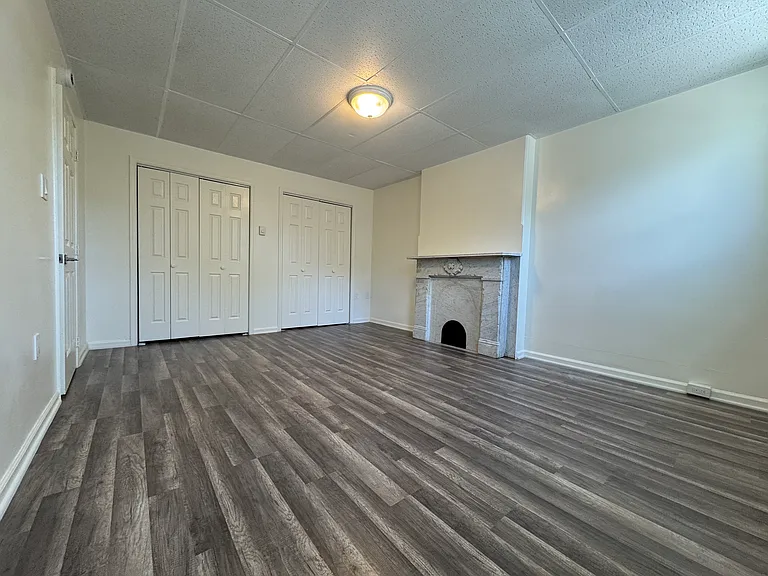 132-134 S 7th St #2 — Photo 6