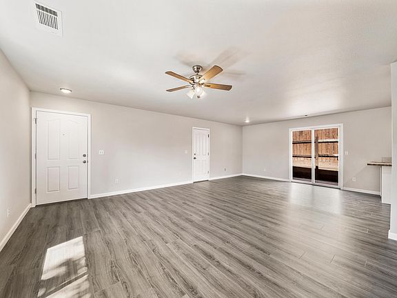 4th image of 3722 Olive St