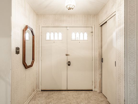 4th image of 2773 Kay Ellen Dr
