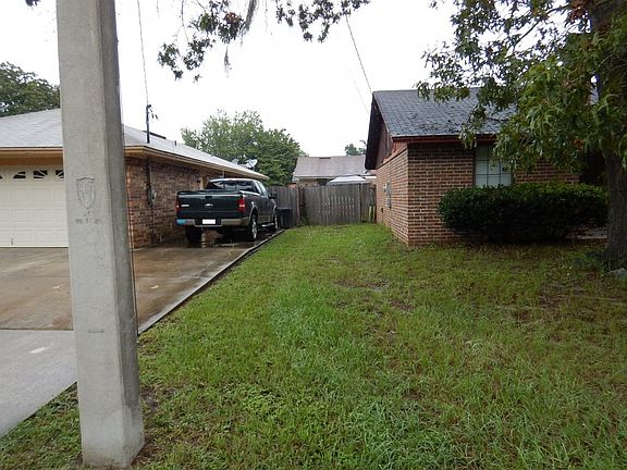 5th image of 7867 118th St