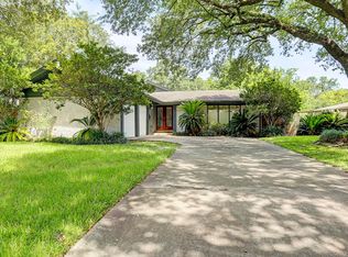 7706 Valley View Ln, Houston, TX 77074