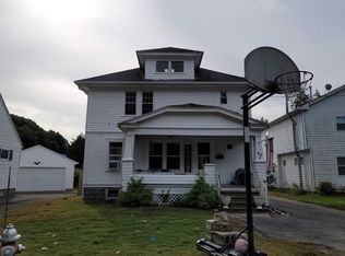 92 Grove St, West Springfield, MA 01089