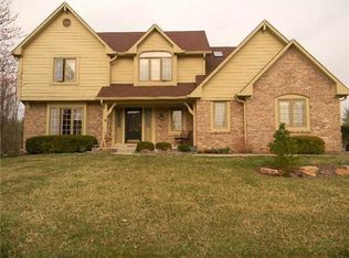 8713 Bay Pointe Cir, Indianapolis, IN
