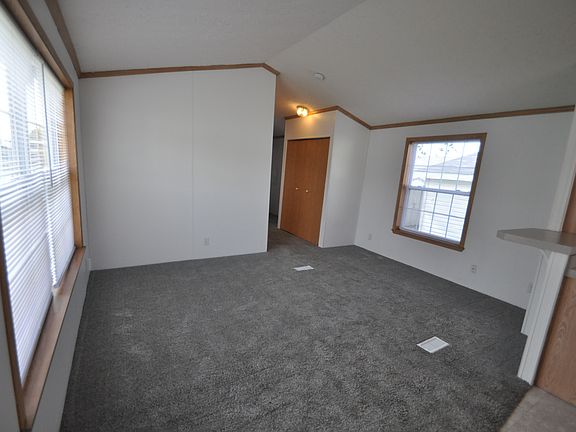 4th image of N7690 Columbia Dr