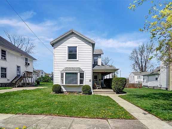 2nd image of 11 Grand Ave