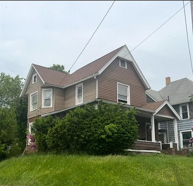 2nd image of 273 Orchard St