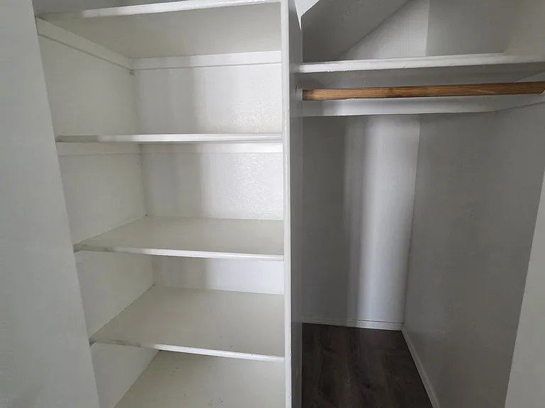 8728 W John Cabot Rd — Photo 11