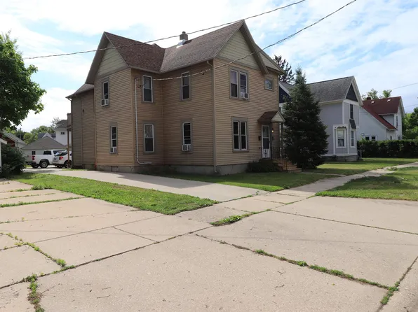 612 Yuba St, Janesville, WI 53545