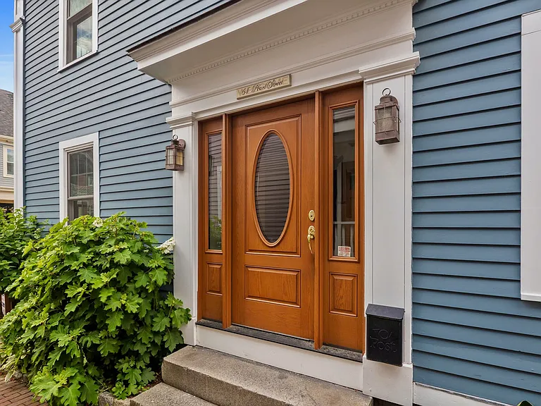 64 Pearl St — Photo 25