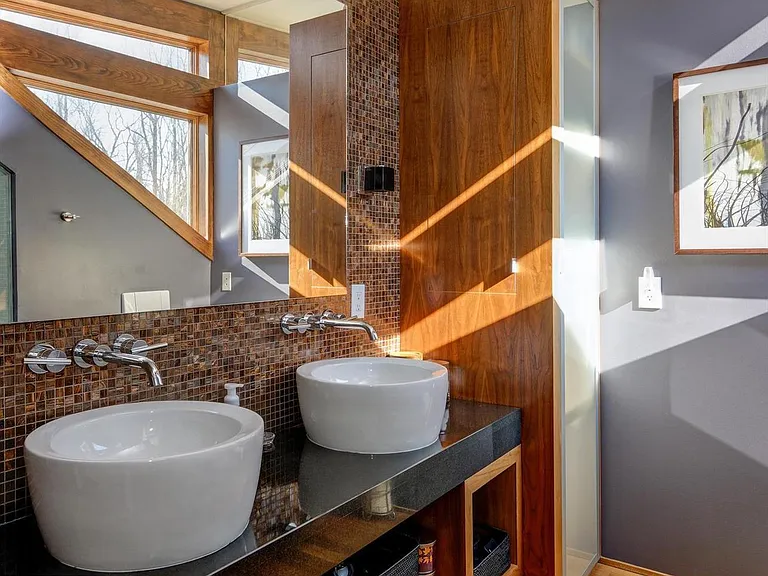1127 Winding Dr — Photo 20