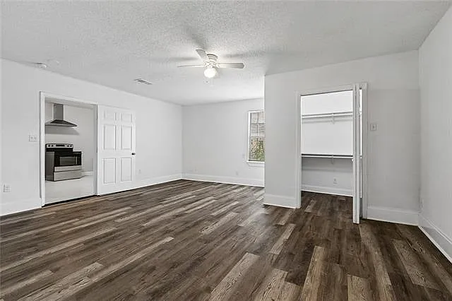 1437 Gallier St — Photo 5