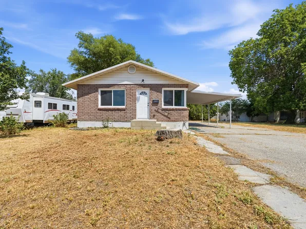 397 S Tremont St, Tremonton, UT 84337