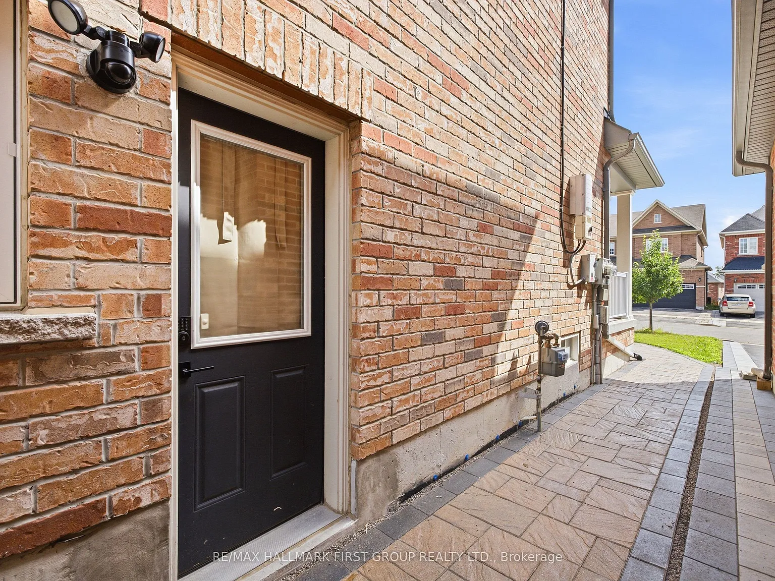 1 bed, $1,600 — Photo 2