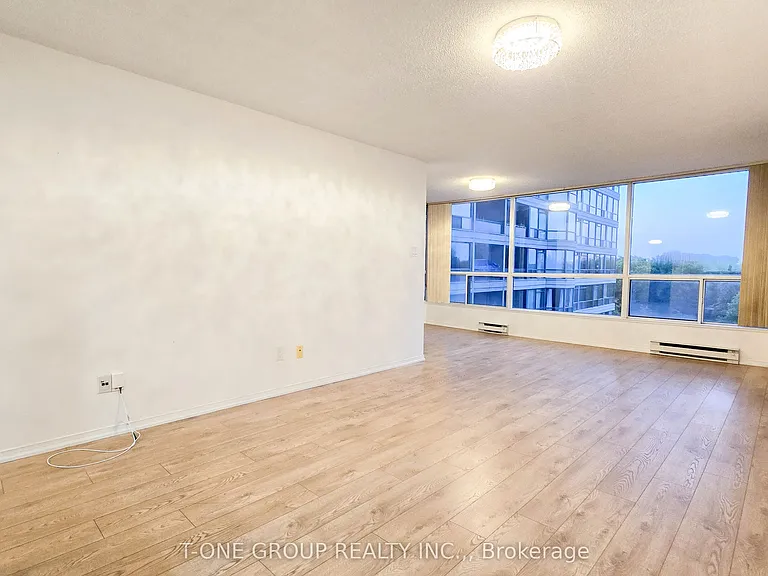 4725 Sheppard Ave E #516 — Photo 2
