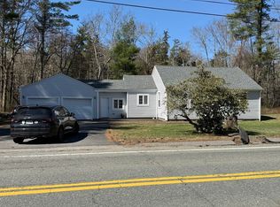 73 County Rd, East Freetown, MA 02717