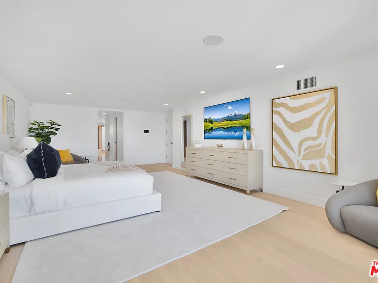 30020 Morning View Dr — Photo 42
