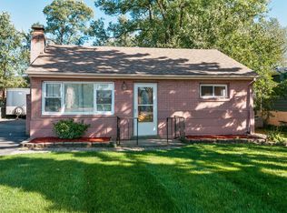 1N719 Main St, Glen Ellyn, IL 60137
