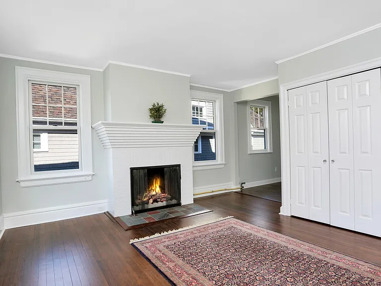 5 Lenox Dr #B — Photo 7