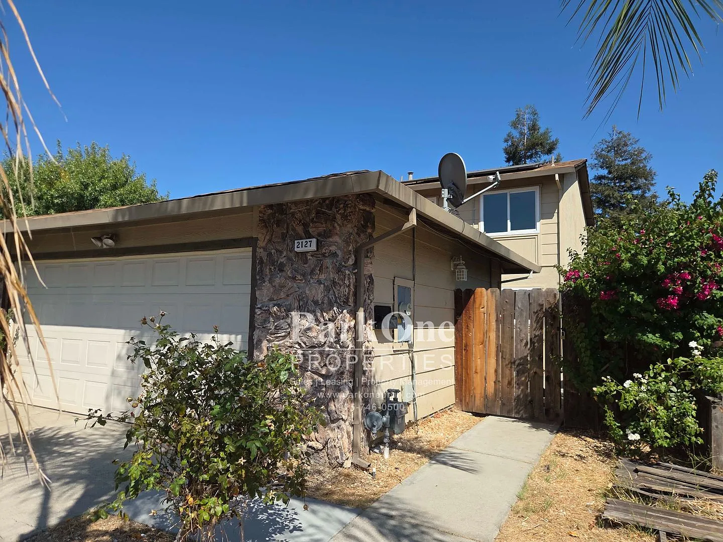 Updated 4 Bed 3 Bath Home With Solar — Photo 1
