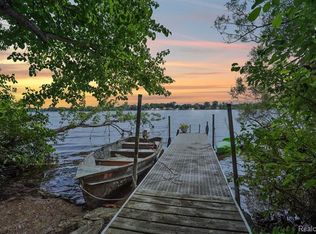 2550 Gale Is, White Lake, MI 48386