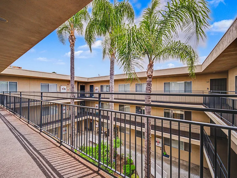 6342 Morse Ave #309 — Photo 42