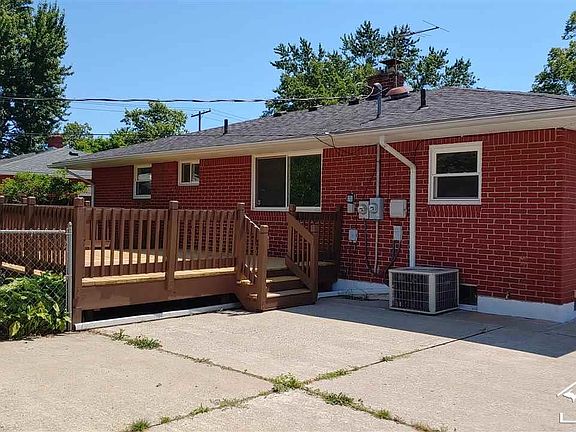 2nd image of 333 Donnalee Dr