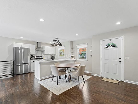 4th image of 4901 W 56th St