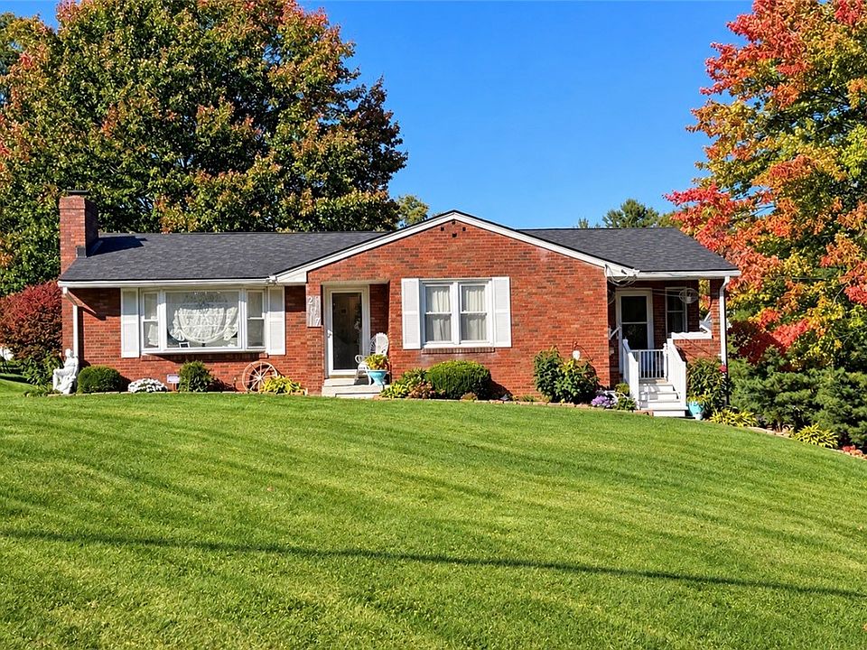 1st image of 207 Central Dr