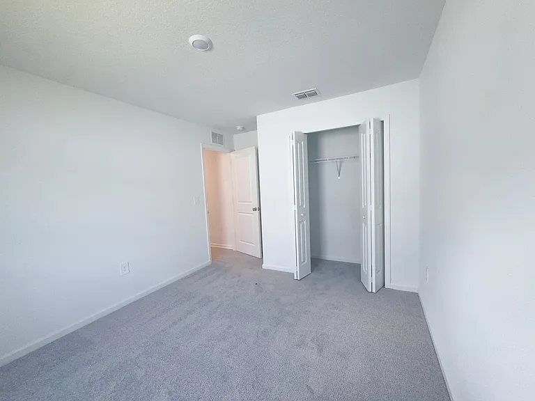 2362 McKinley Dr — Photo 15