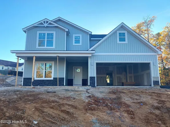 3825 Bankergate Court, Fayetteville, NC 28311