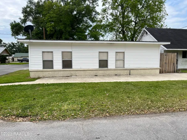 224 N Charles Campbell Ave, Abbeville, LA 70510