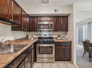 Meetinghouse Apartments & Townhouses, Marcus Hook, PA 19061