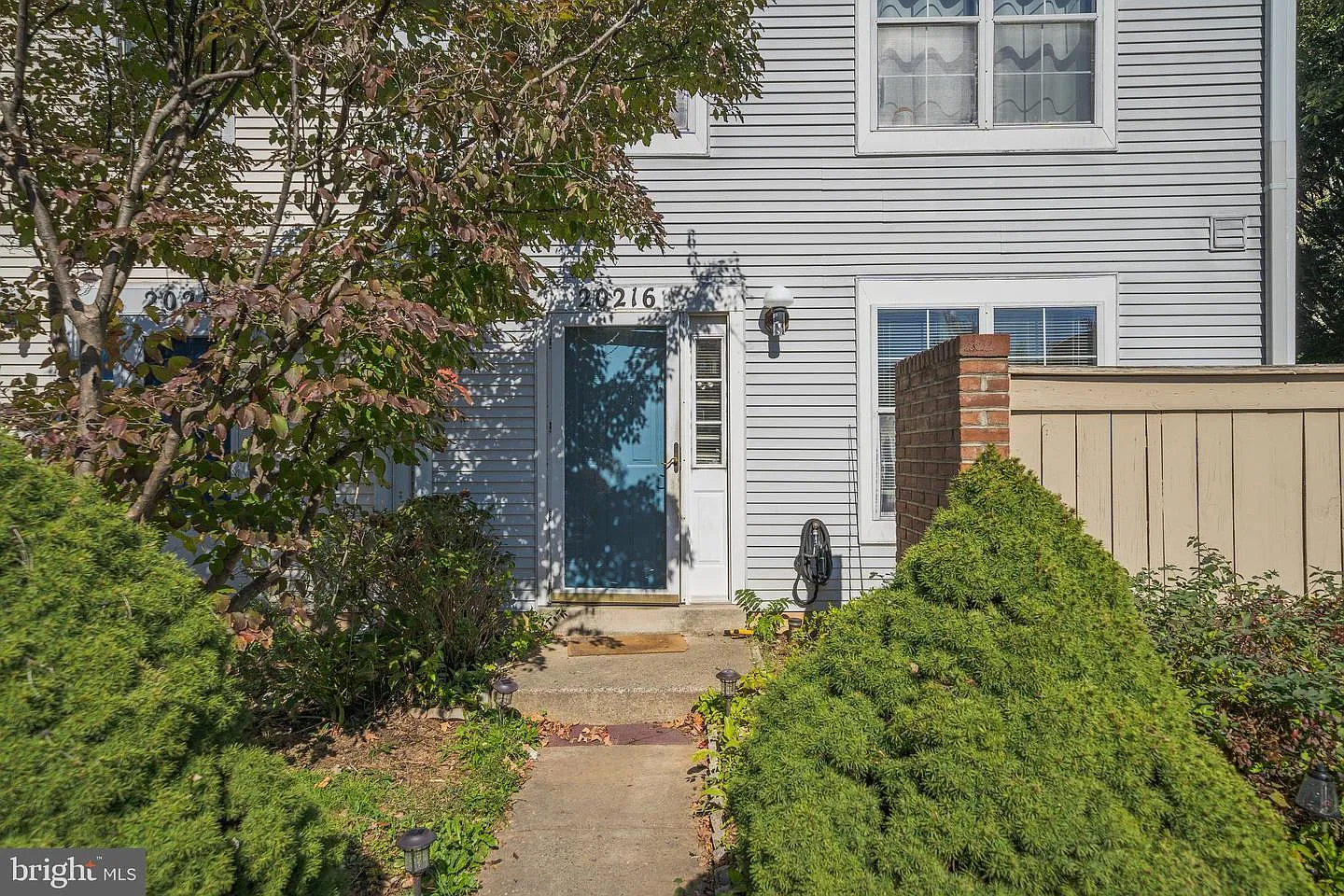 3 bed, 2.5 bath, 1440 sqft, $2,400 — Photo 3