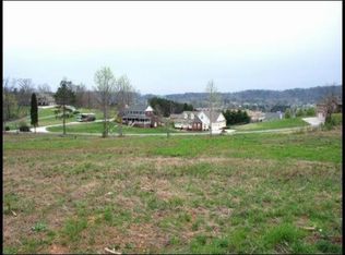 366 Black Oak Ln, Seymour, TN 37865