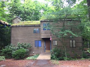 9665 NW Leahy Rd, Portland, OR 97229