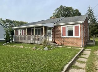 128 S Hooper St, Caro, MI 48723