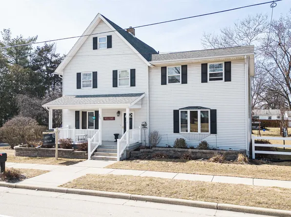 201 N Main St, Orfordville, WI 53576