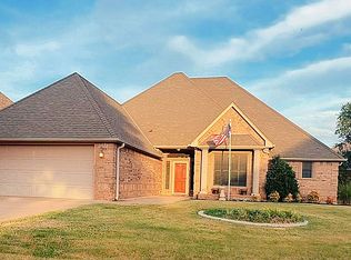 611 NW Allison Ln, Lawton, OK 73505