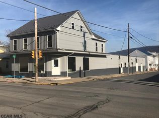 300 Valley St #302, Lewistown, PA 17044