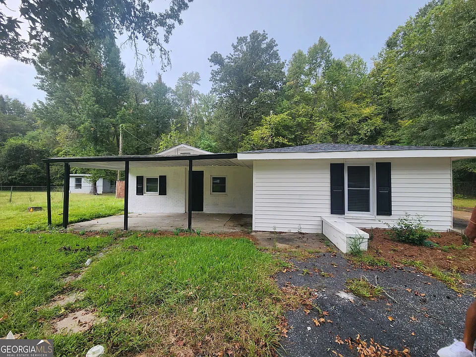 2871 Barbara Rd