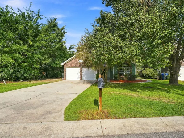 10 Solomon Ct, Charleston, SC 29414