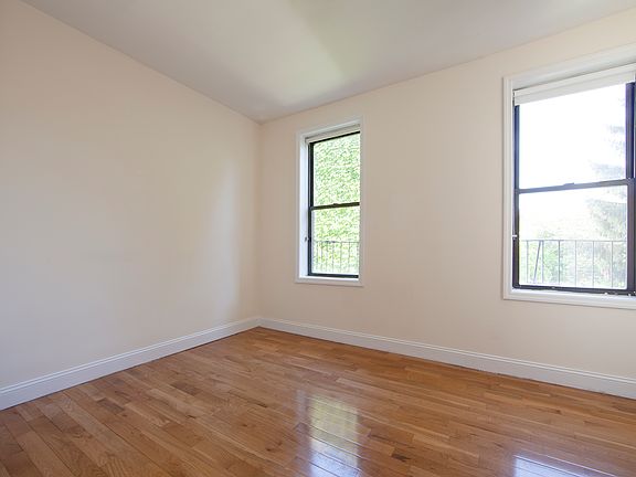 5th image of 807 8th Ave APT 2R