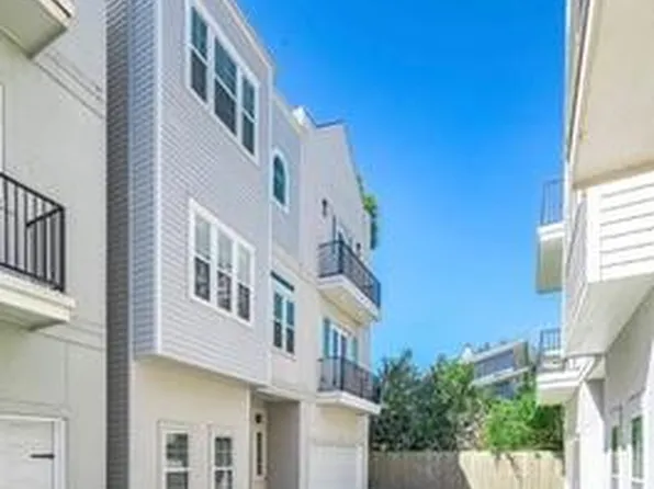 925 W 23rd St #D, Houston, TX 77008