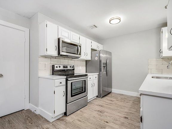 5th image of 6000 Softwood Dr
