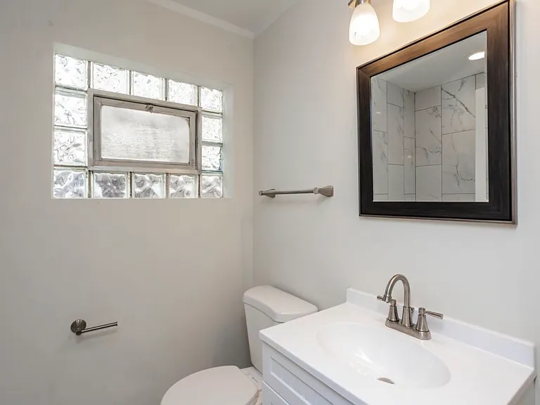 9206 S Harper Ave — Photo 6