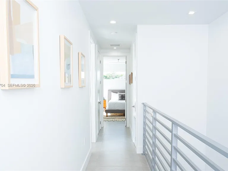 3524 SW 25th Ter — Photo 20