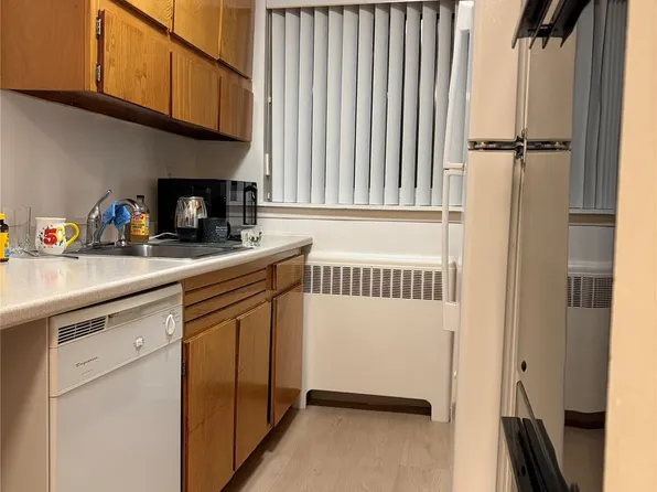 200 Atlantic Avenue #138, Lynbrook, NY 11563