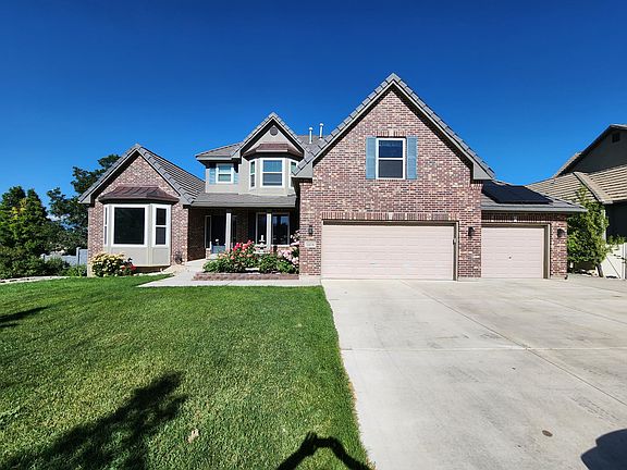 2nd image of 1408 S Meadow Crest Way