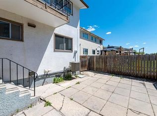 2 Montcalm Cres #2, Winnipeg, MB R2V2N4