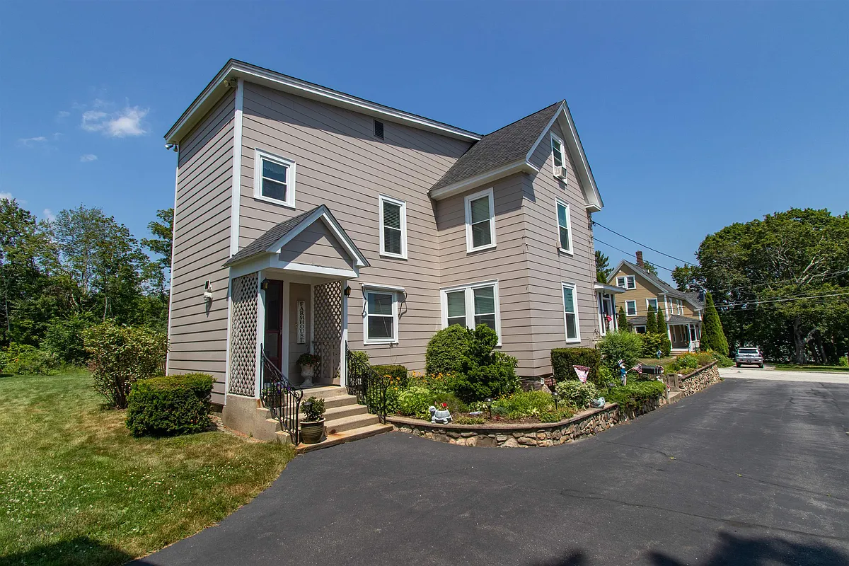 Building Photo - 106 Knight St #2